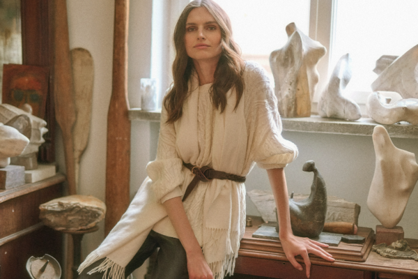 Dlhý sveter ako must-have sezóny: ako ho štýlovať?