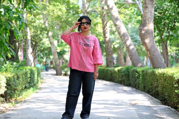 Photo pink shirt men